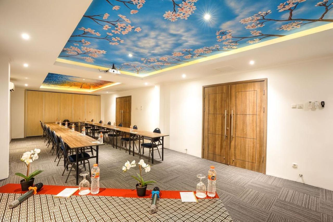 Kaloka Airport Hotel Sumbawa Besar Dış mekan fotoğraf