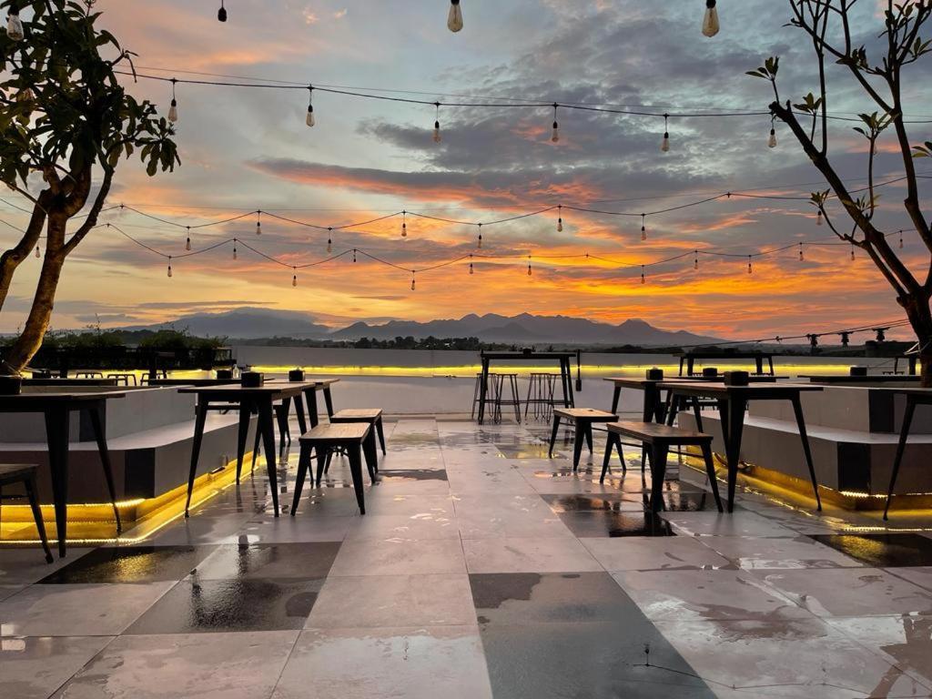 Kaloka Airport Hotel Sumbawa Besar Dış mekan fotoğraf