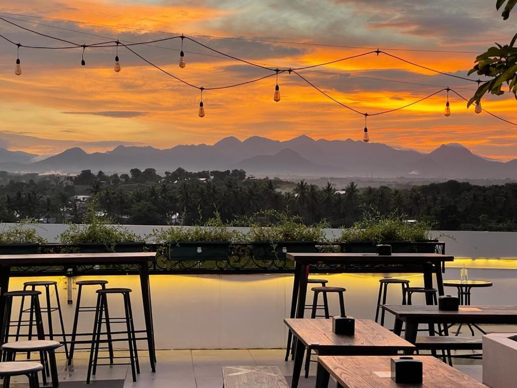 Kaloka Airport Hotel Sumbawa Besar Dış mekan fotoğraf