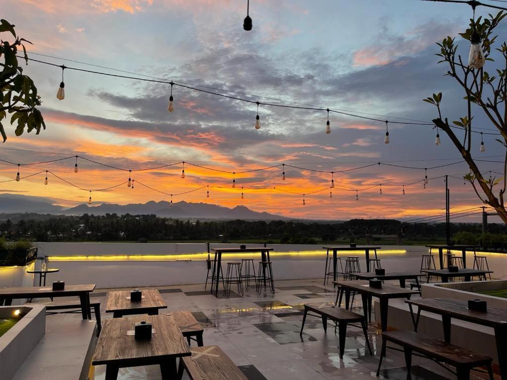 Kaloka Airport Hotel Sumbawa Besar Dış mekan fotoğraf