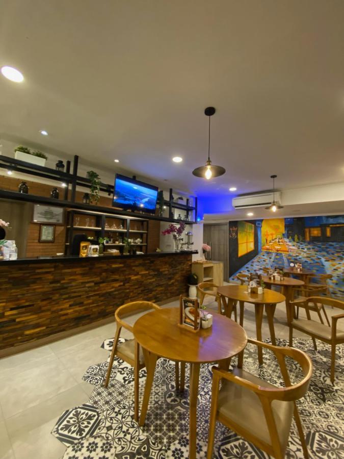 Kaloka Airport Hotel Sumbawa Besar Dış mekan fotoğraf