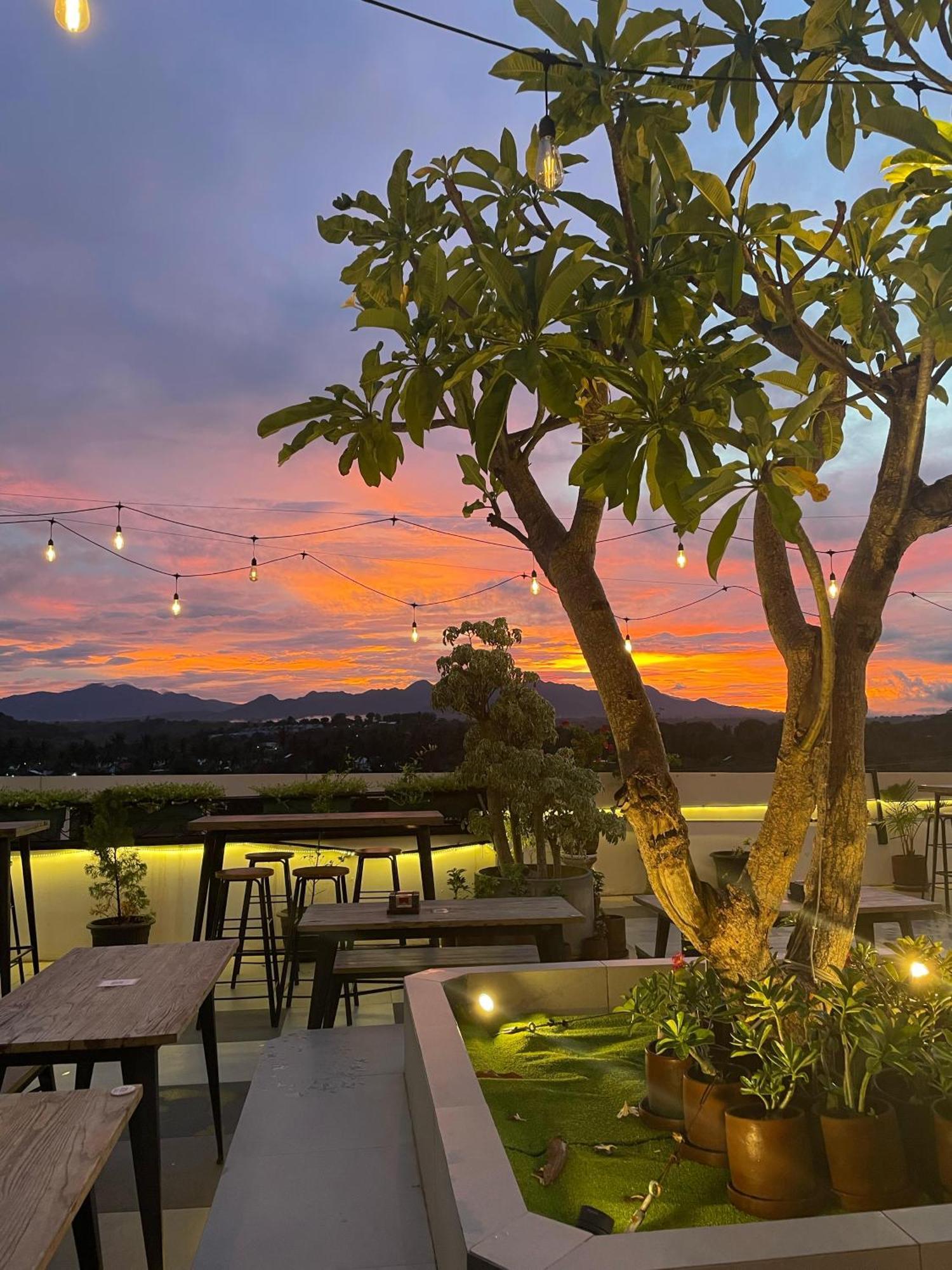 Kaloka Airport Hotel Sumbawa Besar Dış mekan fotoğraf